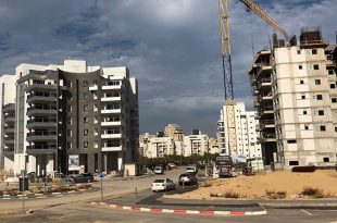 רקע חולון 1מוקטן